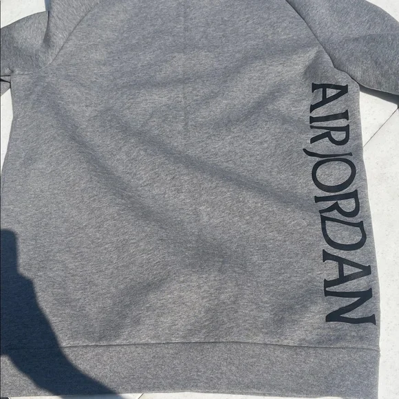 Nike Air Jordan Gray Crewneck Sweater - Picture 4 of 4